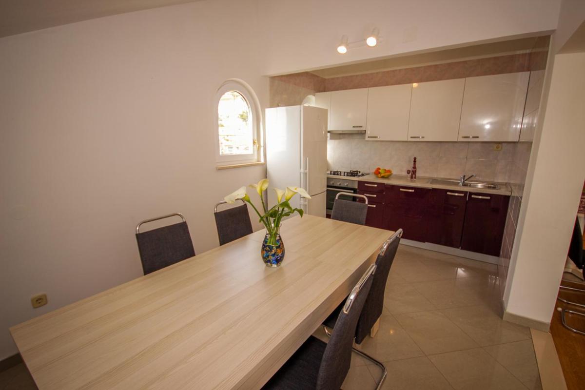 Apartmani Kristijan Єсенице Екстер'єр фото