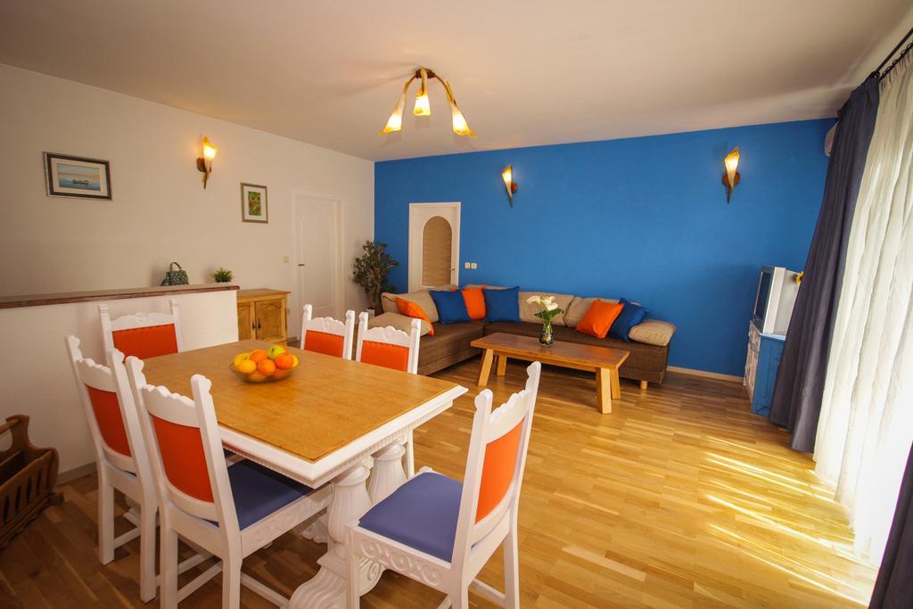 Apartmani Kristijan Єсенице Екстер'єр фото